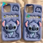 قاب گوشی عروسکی آیفون طرح STITCH (خرس آبی) – فانتزی، مقاوم و بسیار جذاب