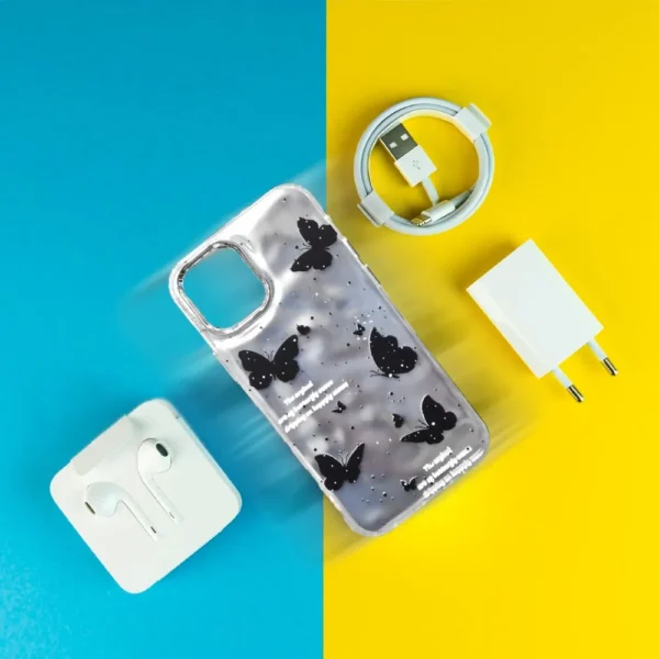 قاب گوشی سه‌بعدی مدل پروانه‌ای آیفون – پشت قاب موج آب نقره‌ای با پروانه‌های مشکی
